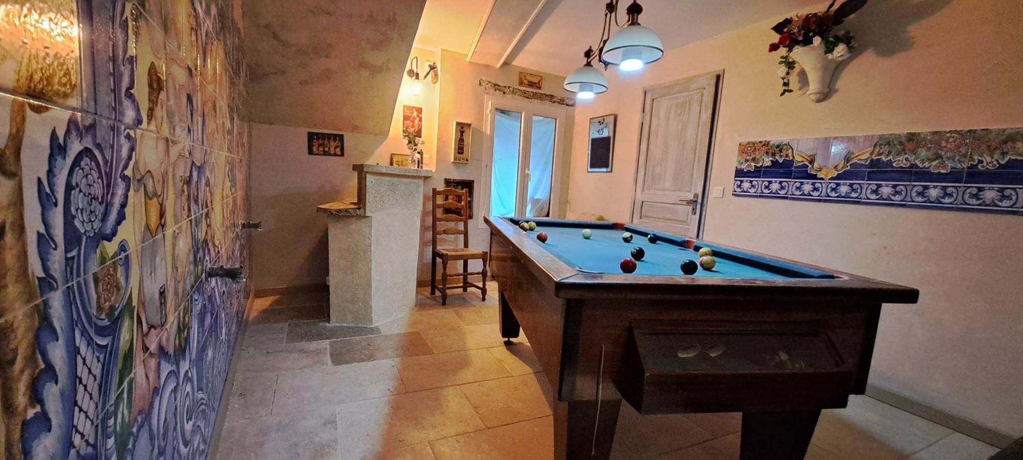 Апартаменти Chez Maxime Fraissinet-de-Fourques Екстер'єр фото